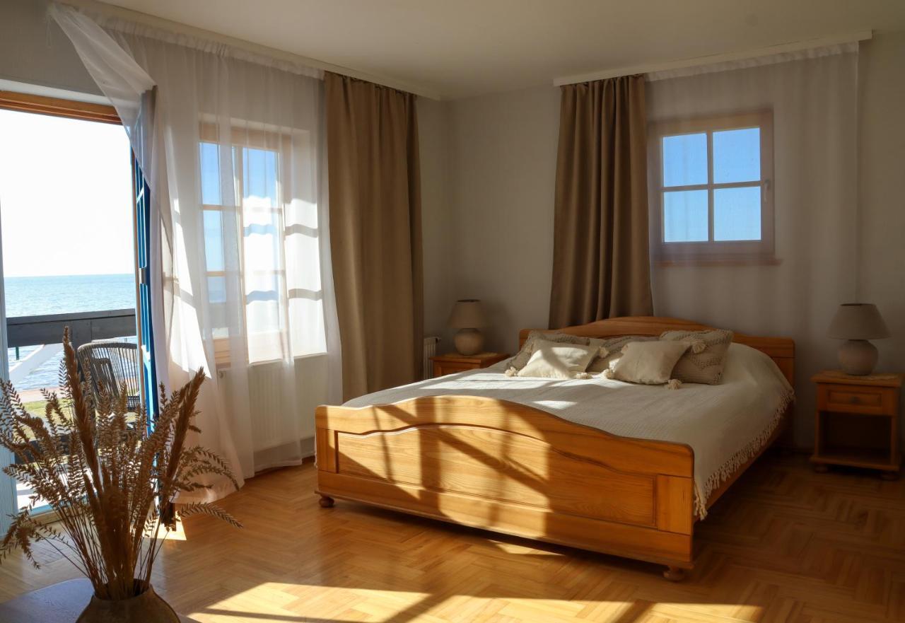 Prie Mariu Hotel Nida Luaran gambar