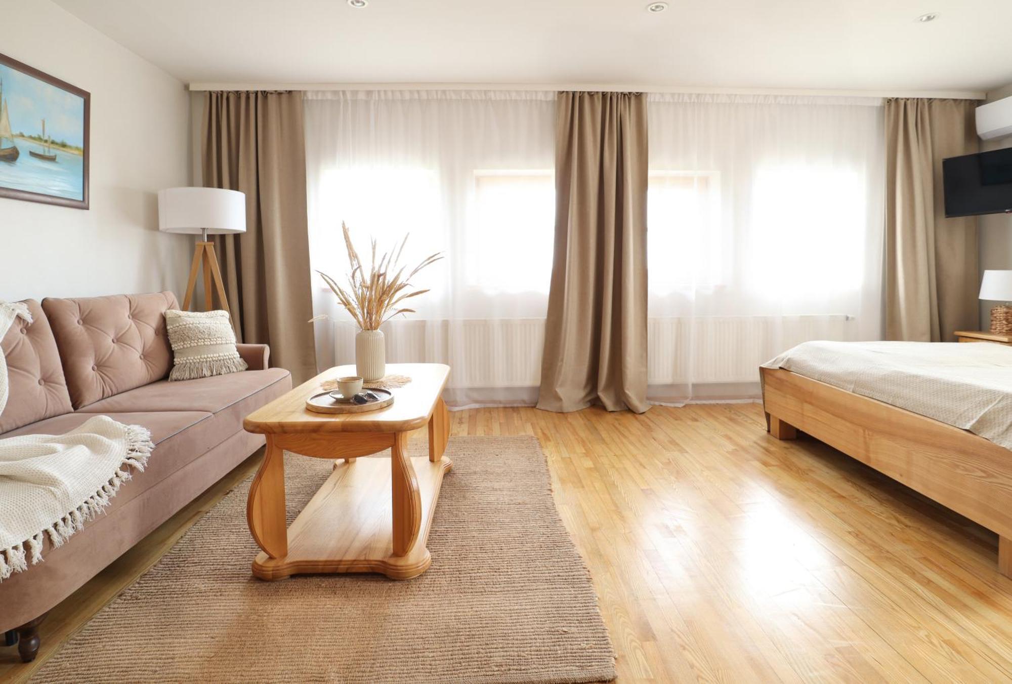Prie Mariu Hotel Nida Luaran gambar